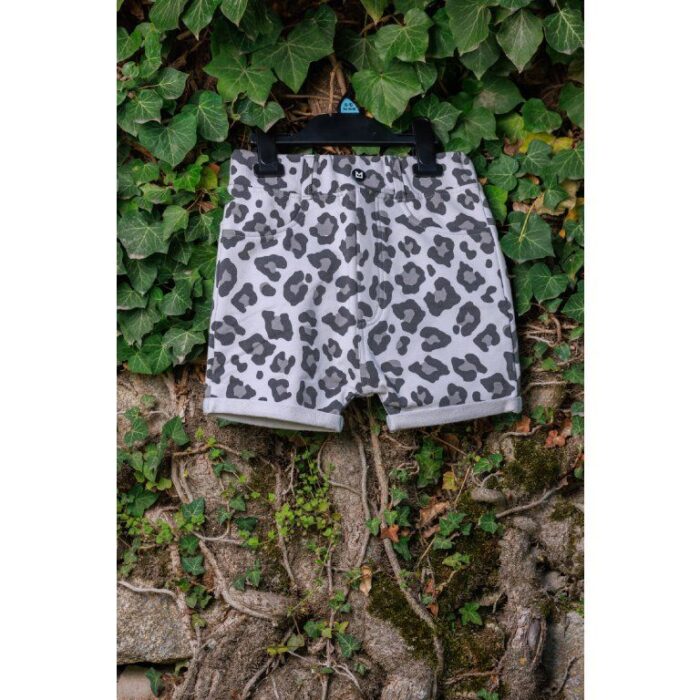 69-1_fb-minikid-sortky-leopard-grey-front.jpg